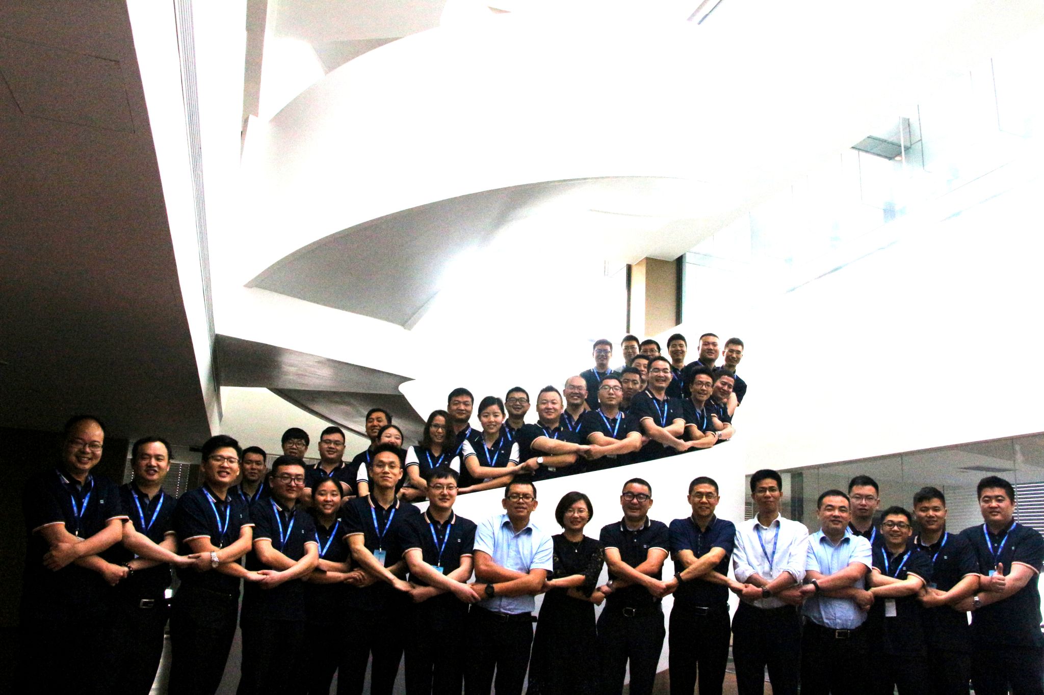 “才高能识远、启迪方成才”今年会jinnianhui环境第一期管理骨干选拔培训班顺利启动