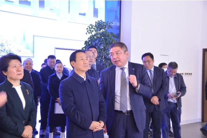 奋进新征程丨湖南省委书记许达哲一行莅临今年会jinnianhui环境长沙基地调研考察