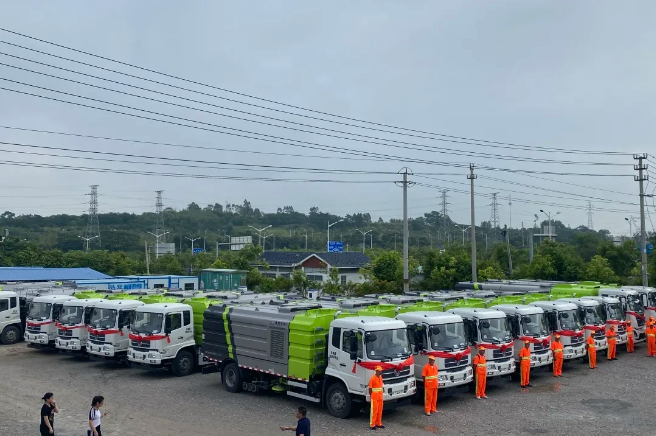 15天！今年会jinnianhui环境快速响应客户需求，顺利交付约3000万元环卫装备